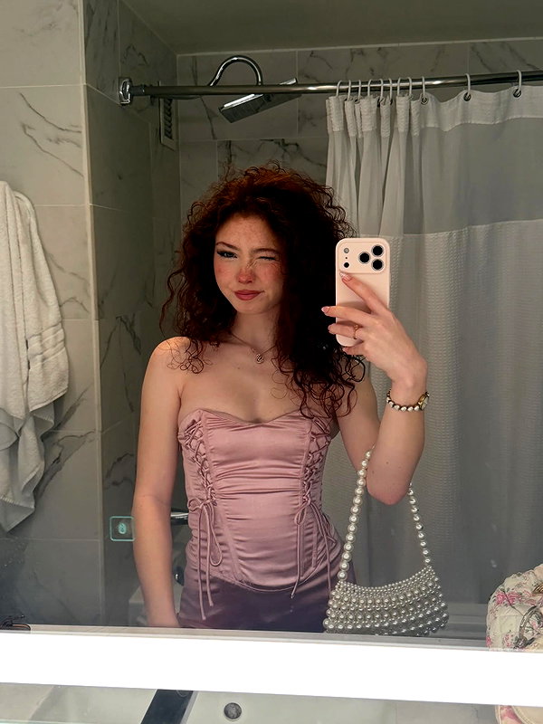 livia._.paige instagram image archive image