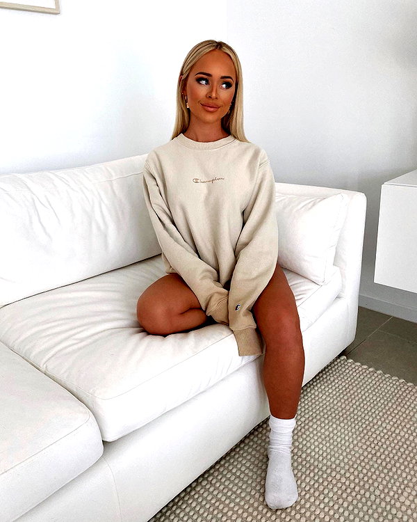allieauton instagram image archive image