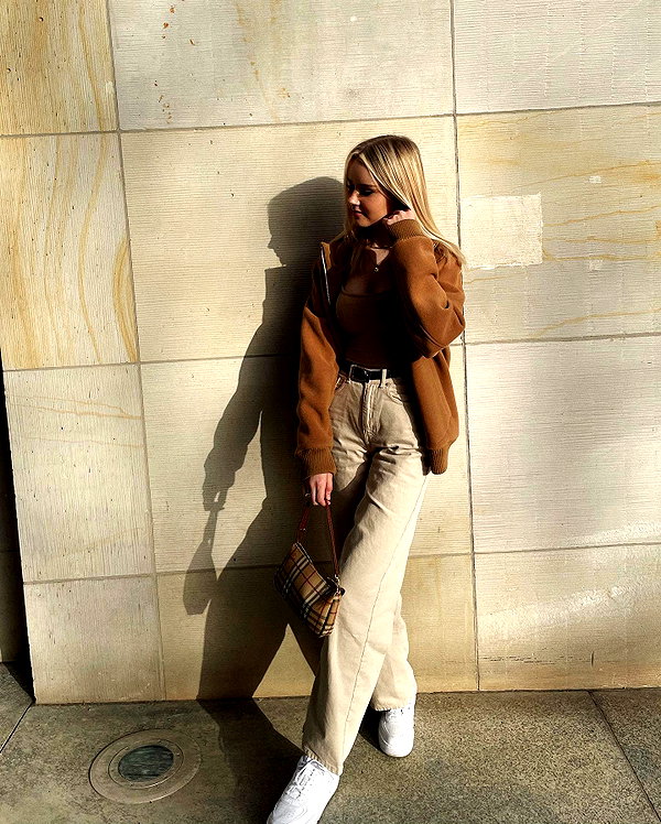 lilih instagram image archive image