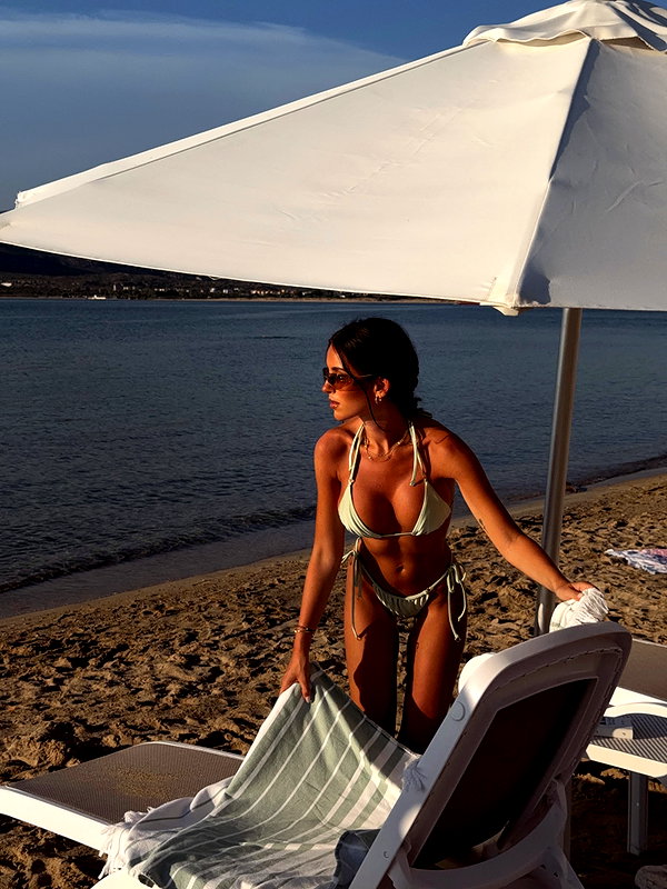 zoeliss instagram image archive image