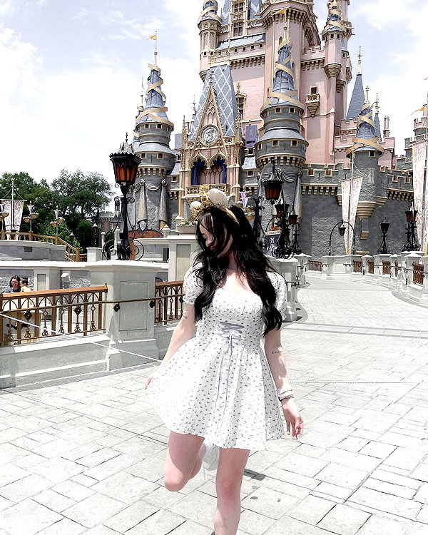 1uvgabi instagram image archive image