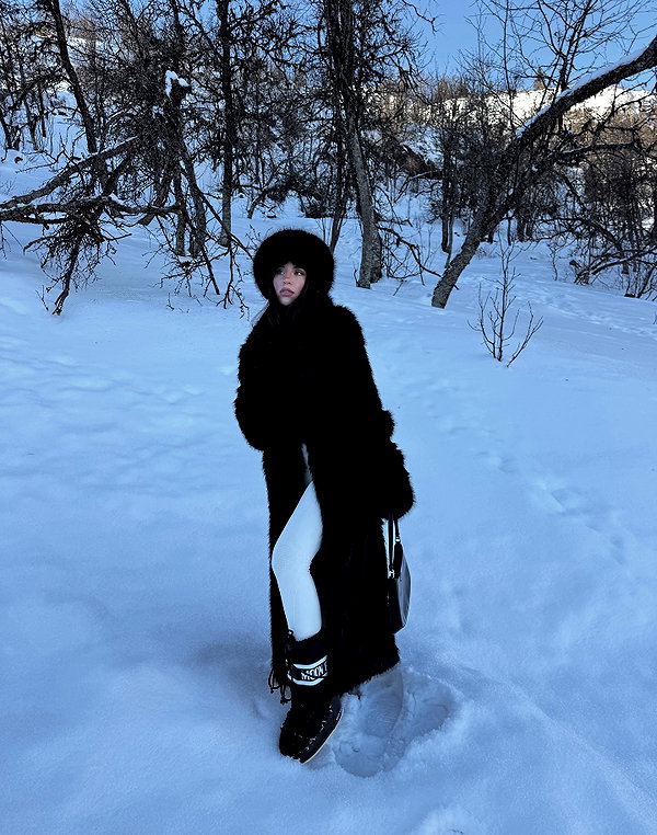 zoeliss instagram image archive image