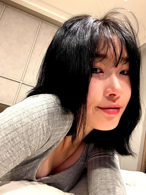 its.yeonimom instagram image archive image