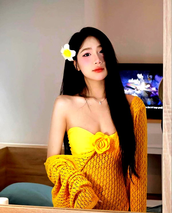 lyhythuedoxinh instagram image archive image