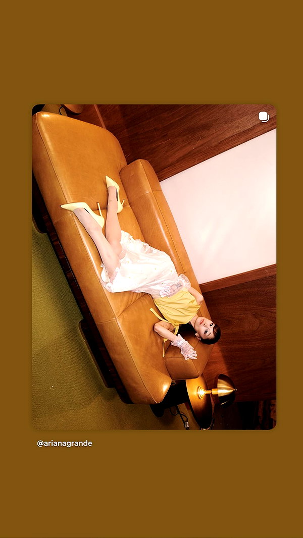 arianagrande instagram image archive image