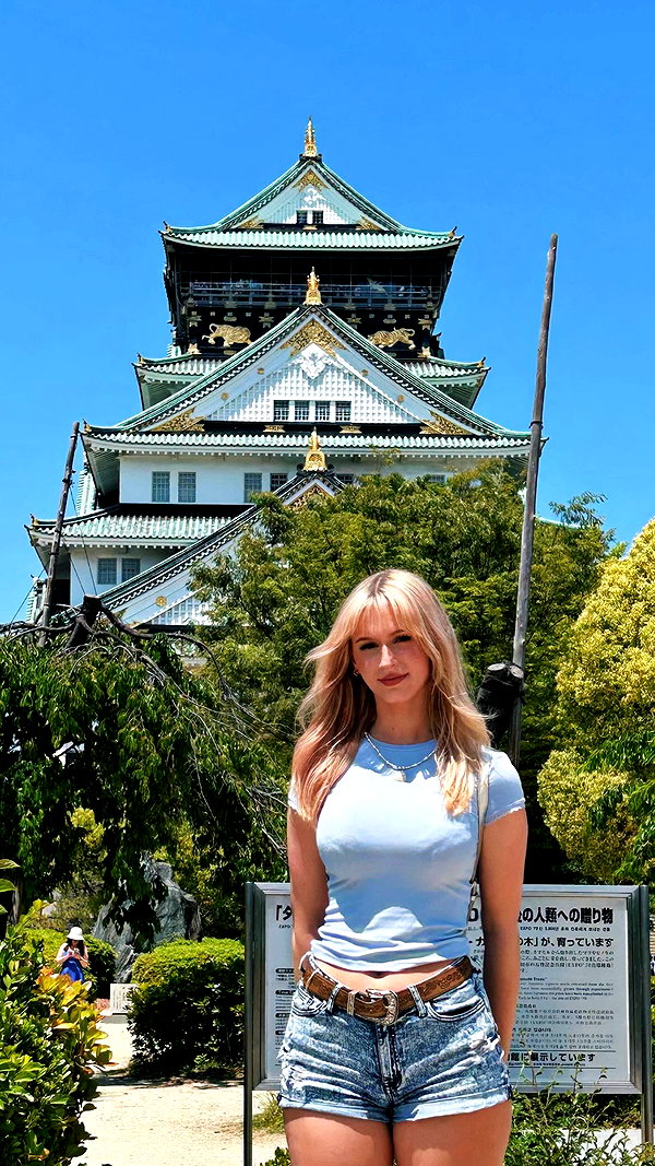 cyber_laney instagram image archive image
