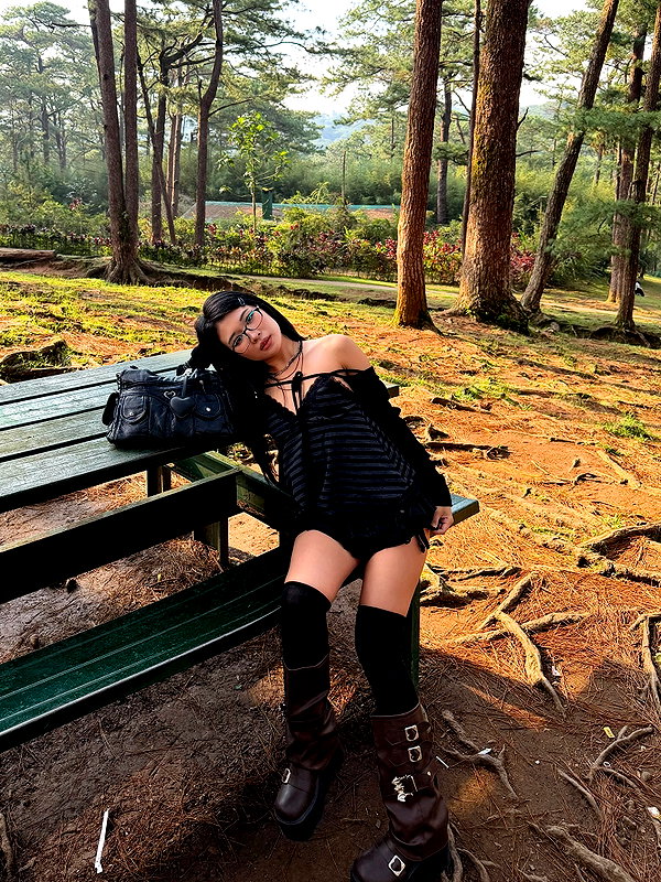 _nei.ko instagram image archive image