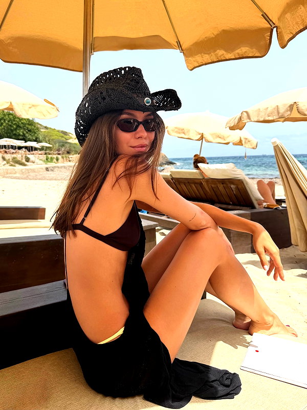 ninastodden instagram image archive image