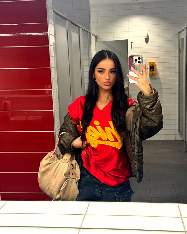 ellachristo instagram image archive image