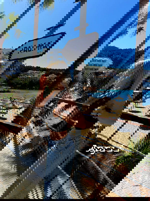 alexis.blond alexis.blond archive image