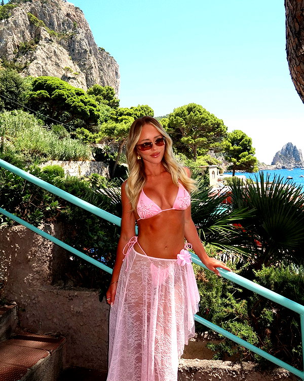 allieauton instagram image archive image