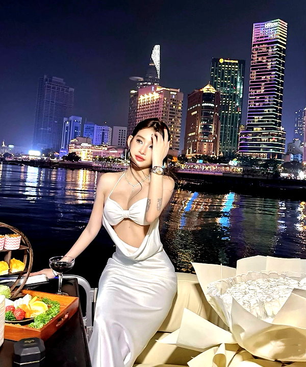 lyhythuedoxinh instagram image archive image