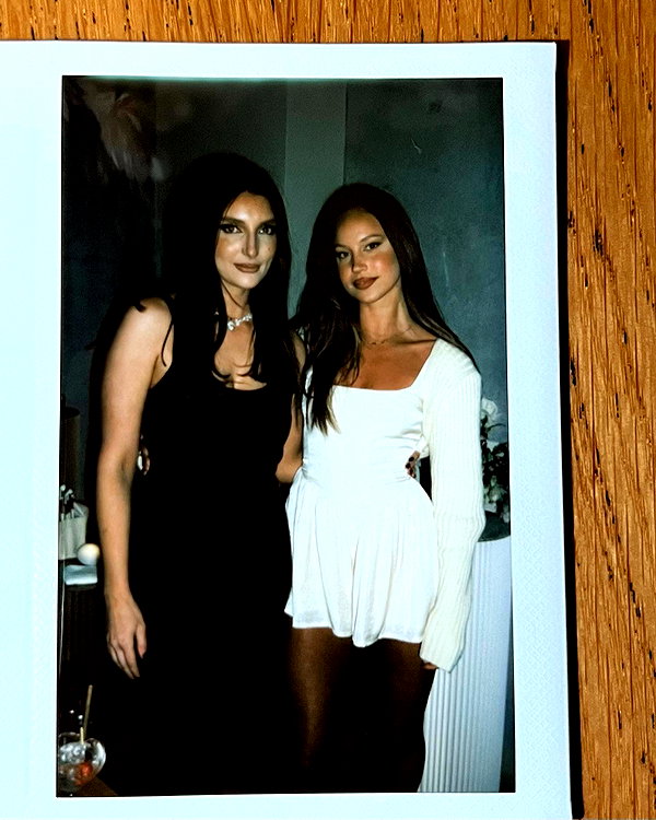 olivia.mathers instagram image archive image