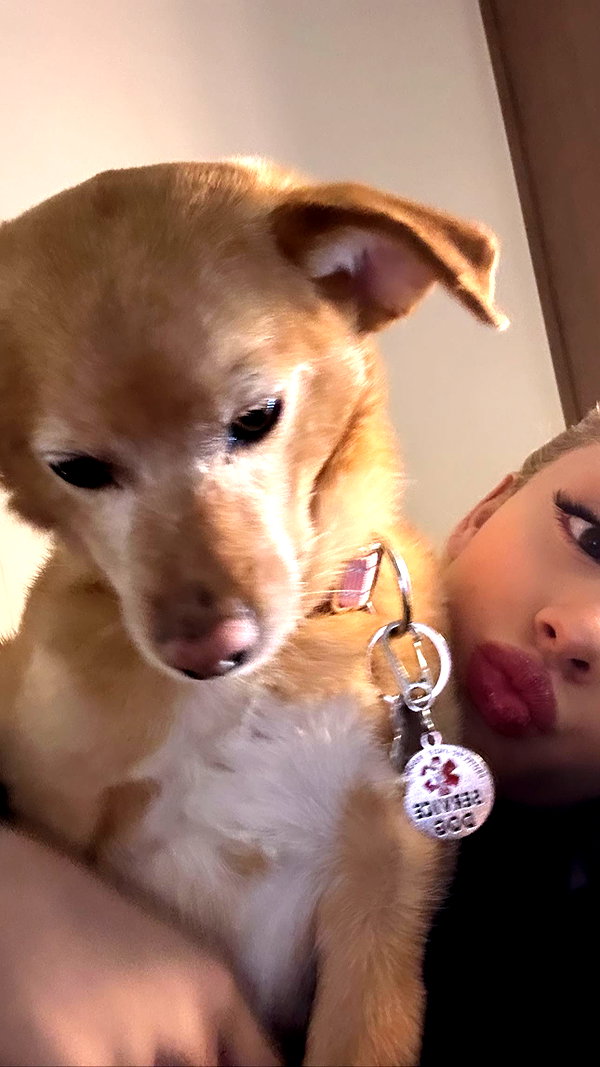 arianagrande instagram image archive image