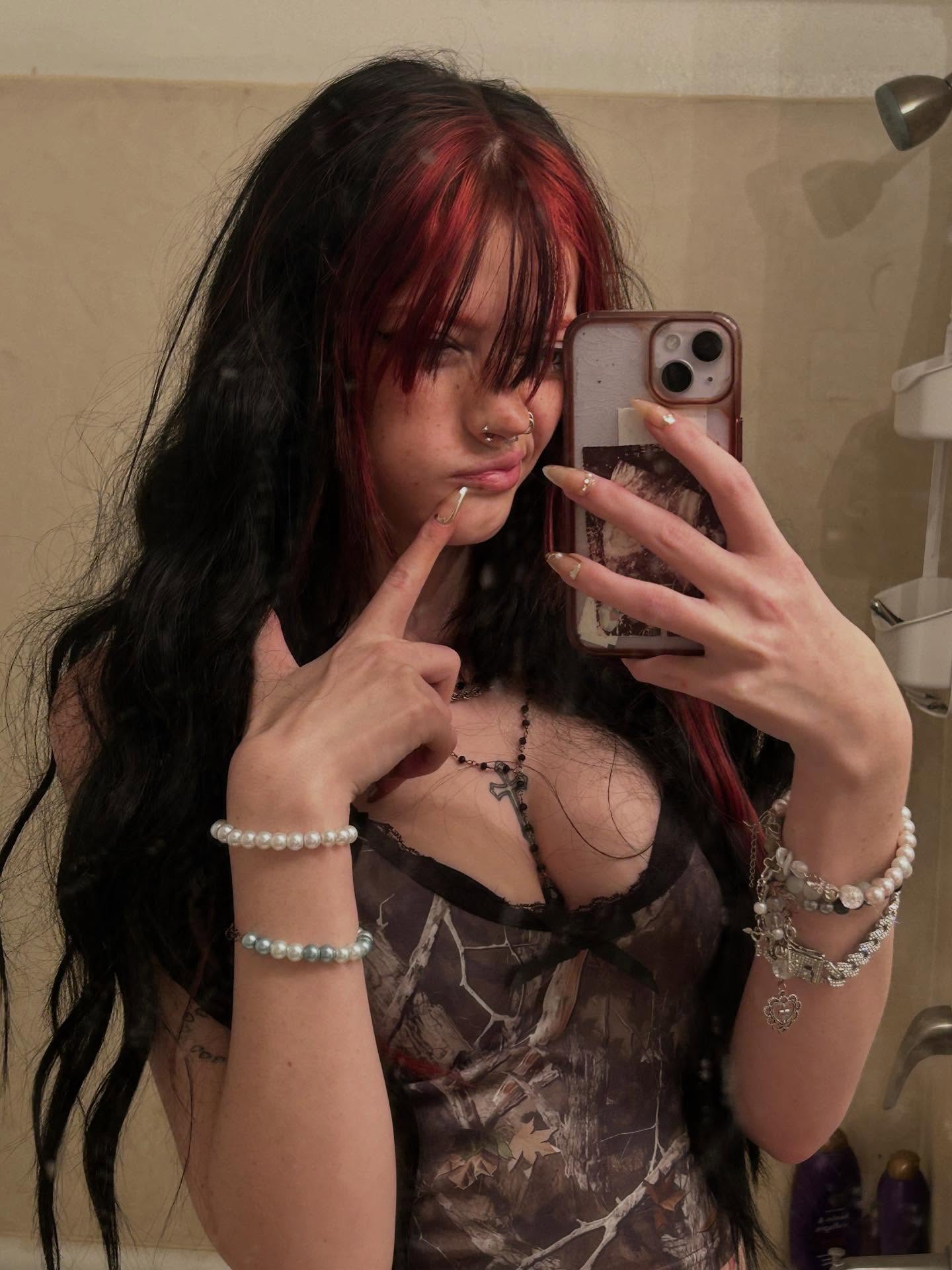 _animechika_ instagram image archive image