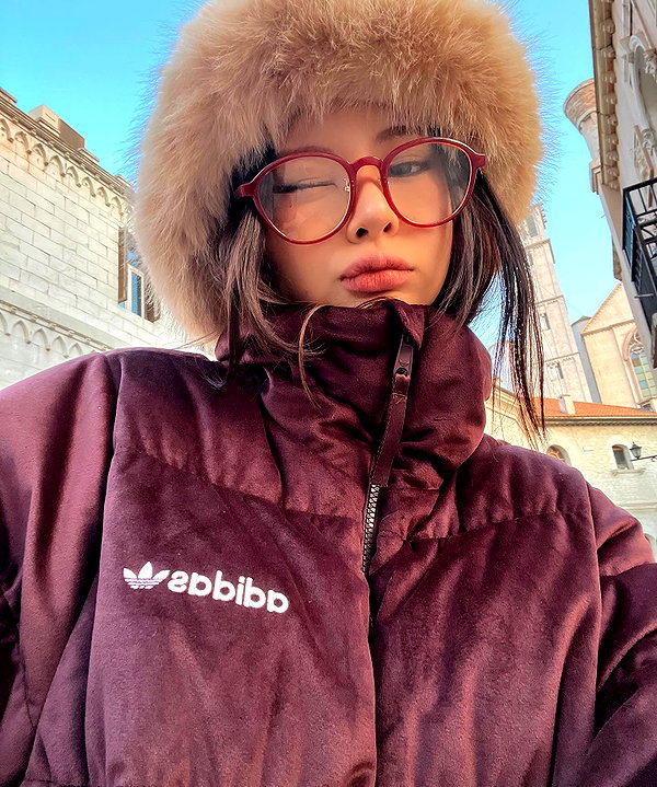 ll.lu1s instagram image archive image