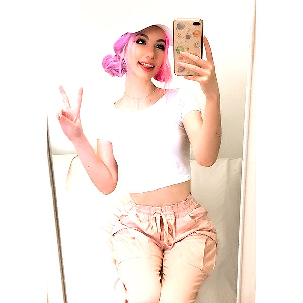 danielle.mercedie instagram image archive image