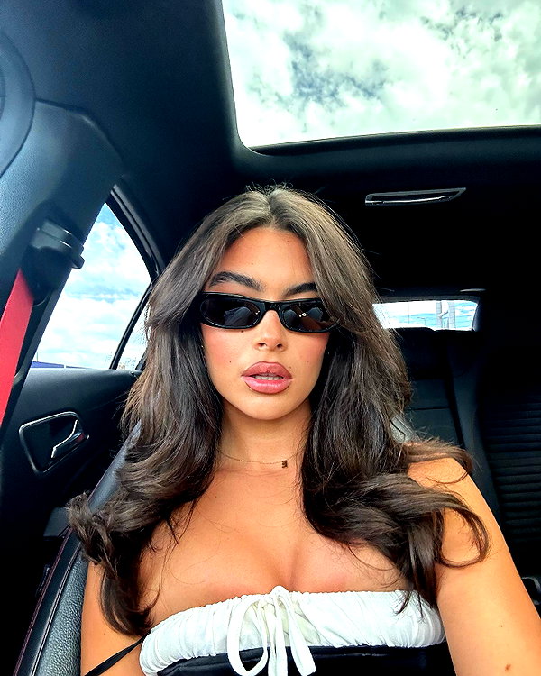 oliviaphillipps instagram image archive image