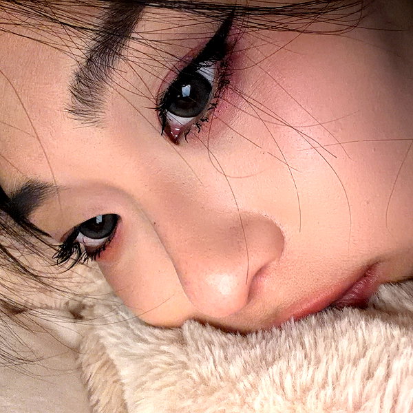 yifan.liii instagram image archive image