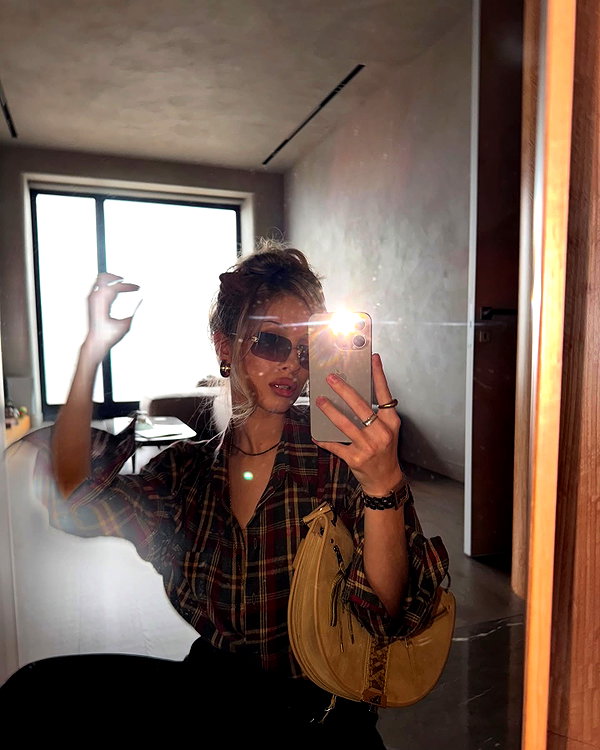kkwwwv instagram image archive image