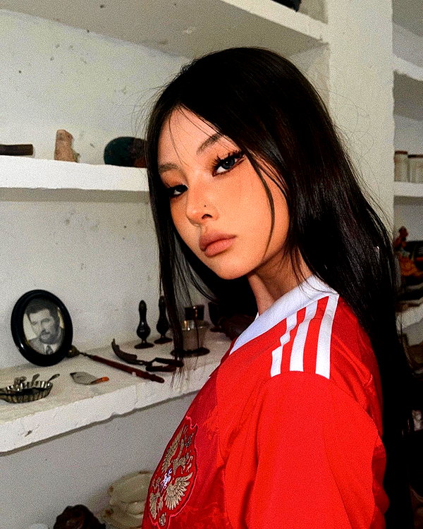 ll.lu1s instagram image archive image