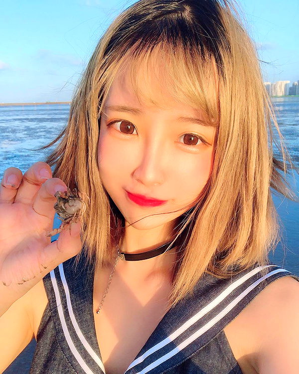 erokochiba instagram image archive image