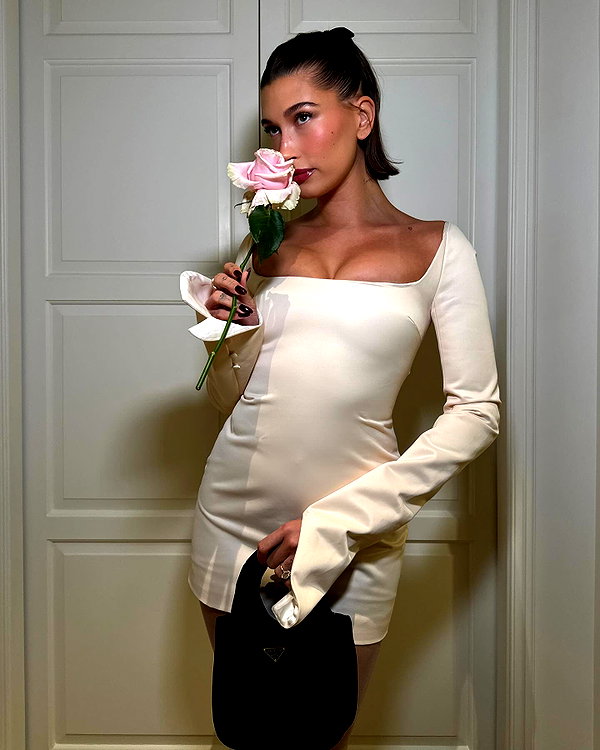 haileybieber instagram image archive image