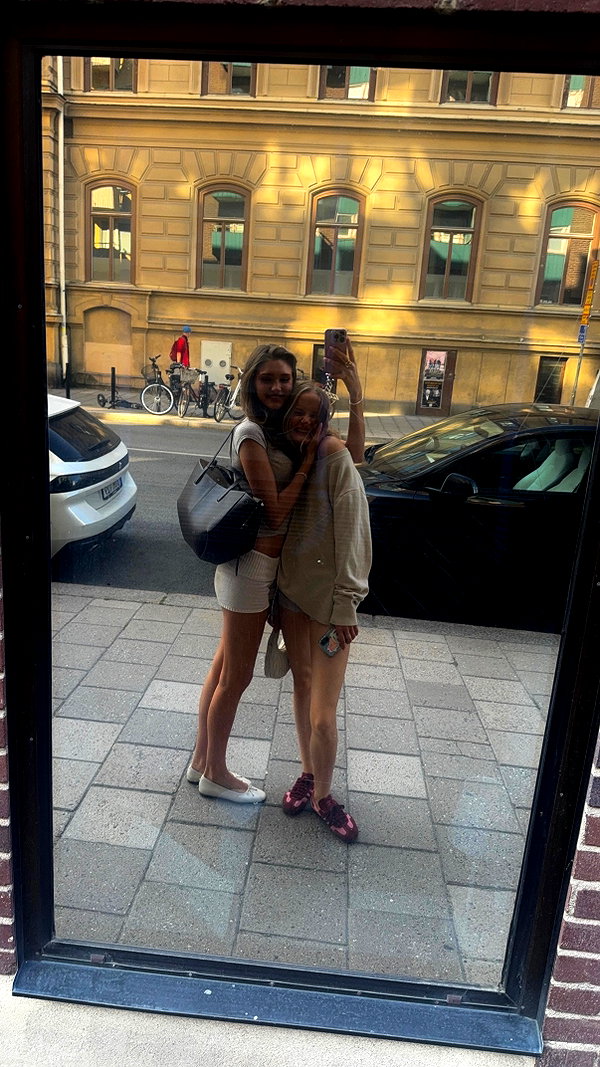 edvarda_ instagram image archive image