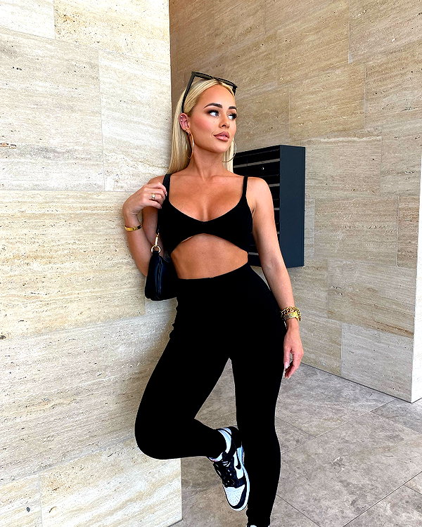 allieauton instagram image archive image