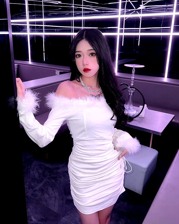 nixqq.425_ instagram image archive image
