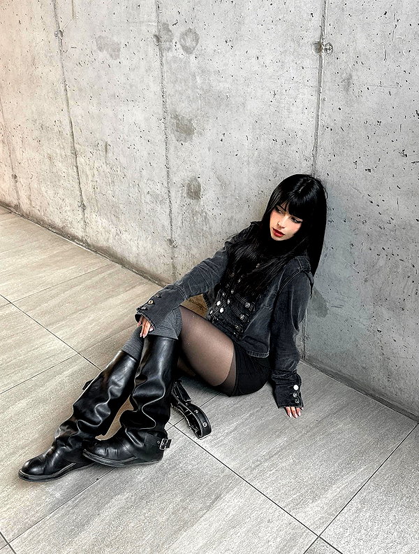 connie.01j instagram image archive image