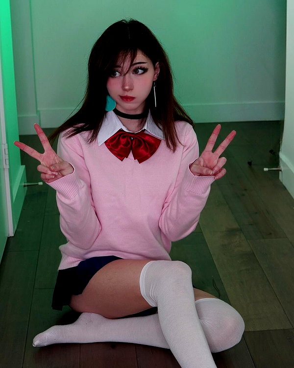kennakins.cos instagram image archive image