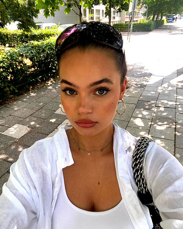 emmaaurora instagram image archive image