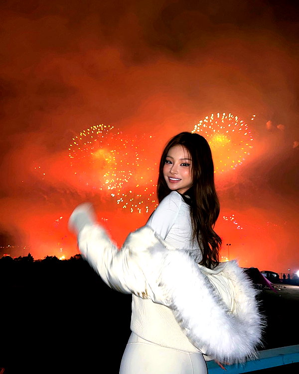 ll.lu1s instagram image archive image