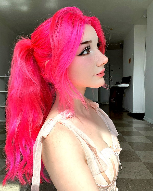 danielle.mercedie instagram image archive image