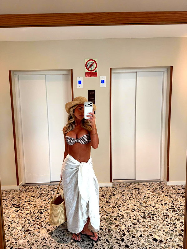 allieauton instagram image archive image