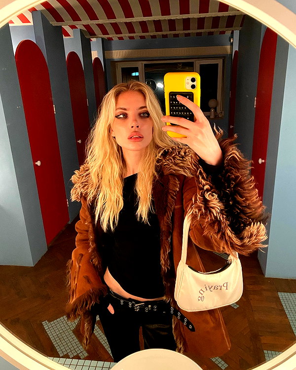 anya4everr instagram image archive image