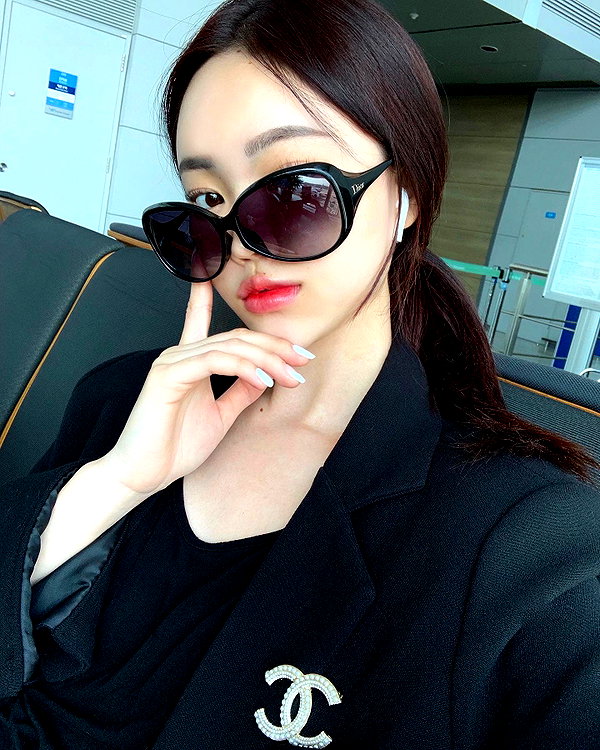 daxbin instagram image archive image