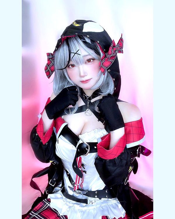 purinn_cos instagram image archive image