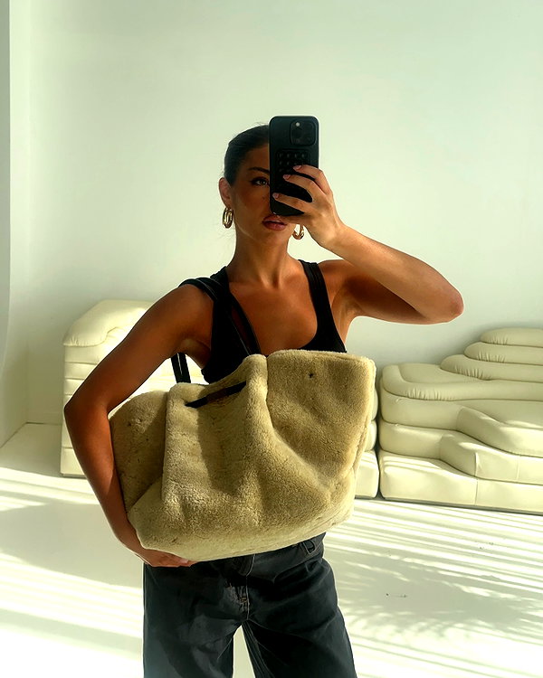 oliviaphillipps instagram image archive image