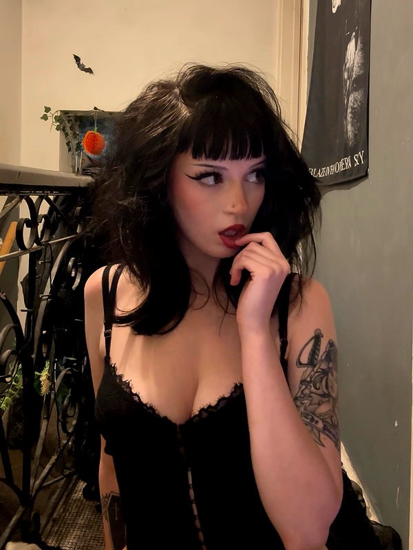 scarlett_ichor instagram image archive image