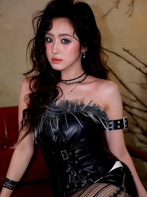 lyhythuedoxinh instagram image archive image