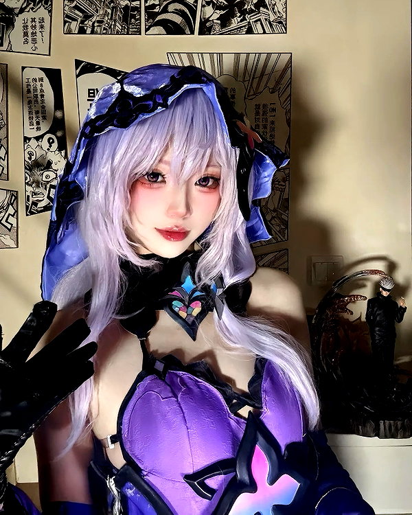 gallery_cosplayer instagram image archive image