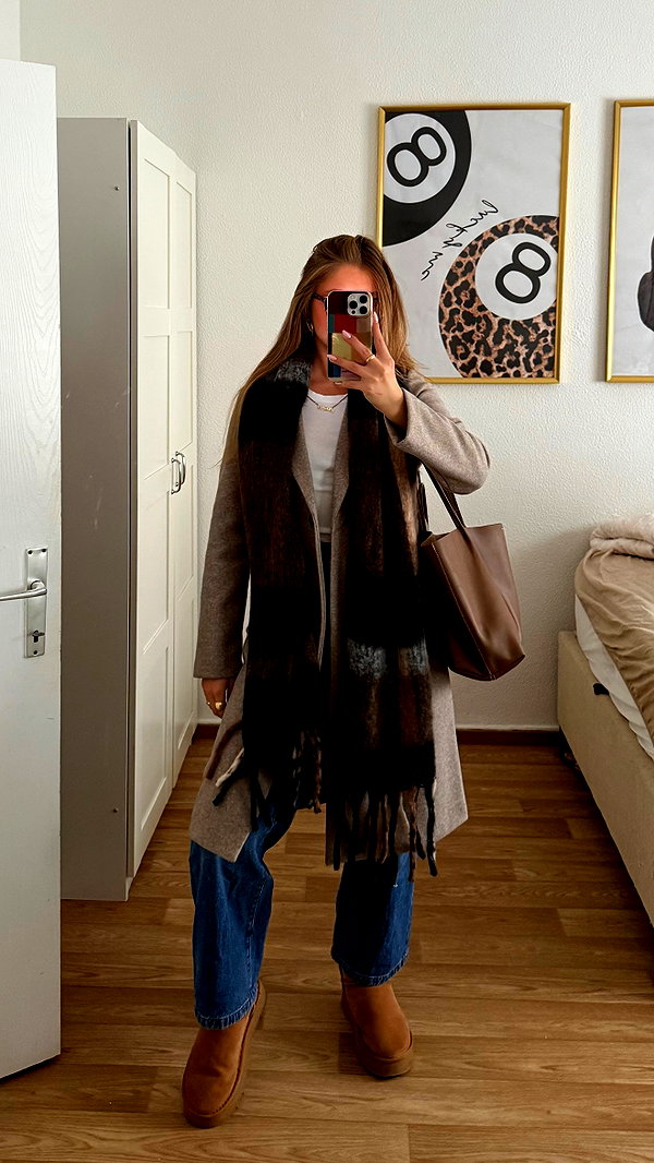 mishel_d_ instagram image archive image