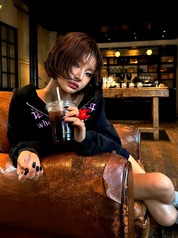 ll.lu1s instagram image archive image