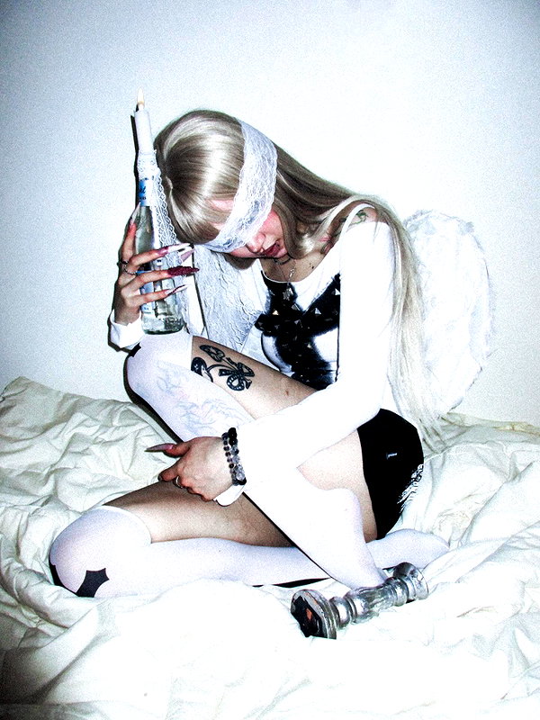 angelwithashotgunxx instagram image archive image