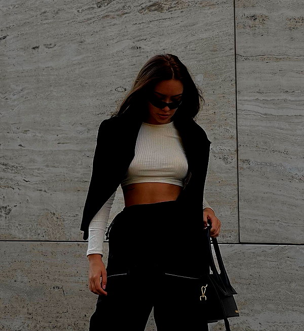 veroni22ka instagram image archive image