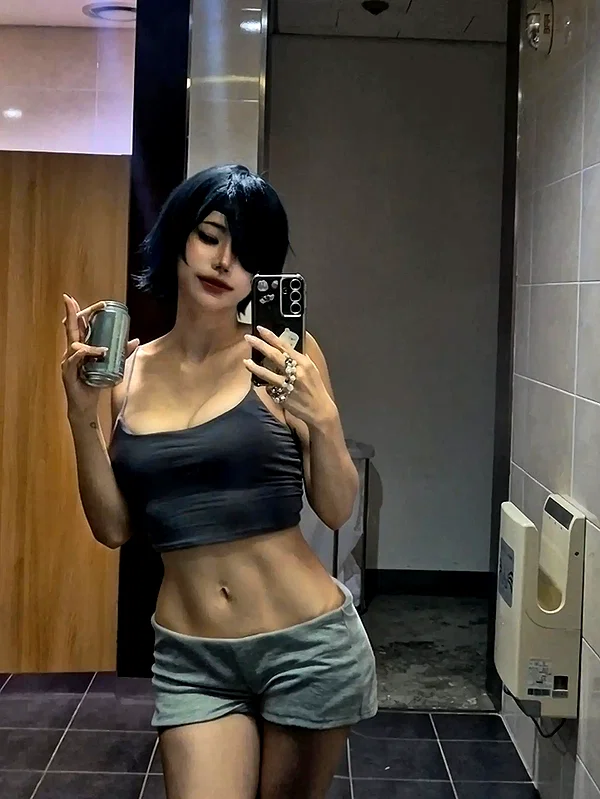 bora__look instagram image archive image