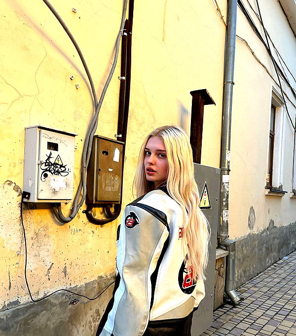 aly.revolver instagram image archive image