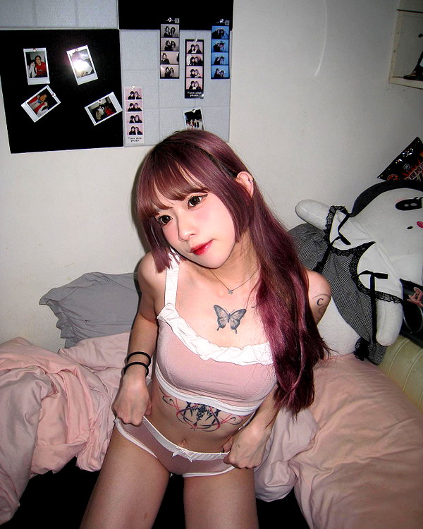 nixqq.425_ instagram image archive image